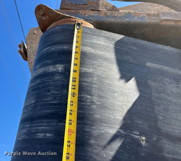 image for item DW7460 2015 Powerscreen  Trackpactor 320 impact crusher