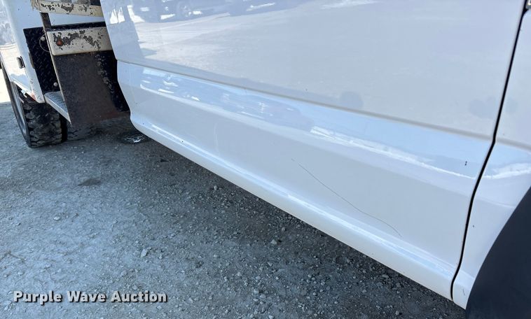 image for item DW7480 2017 Ford F550 bucket truck