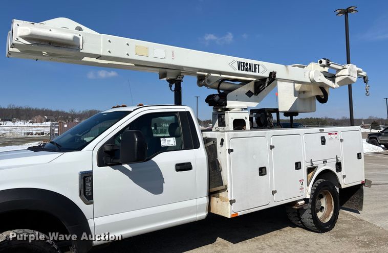 image for item DW7480 2017 Ford F550 bucket truck