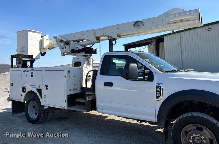 image for item DW7480 2017 Ford F550 bucket truck