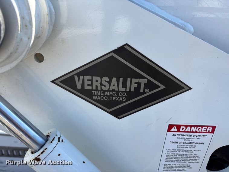 image for item DW7480 2017 Ford F550 bucket truck