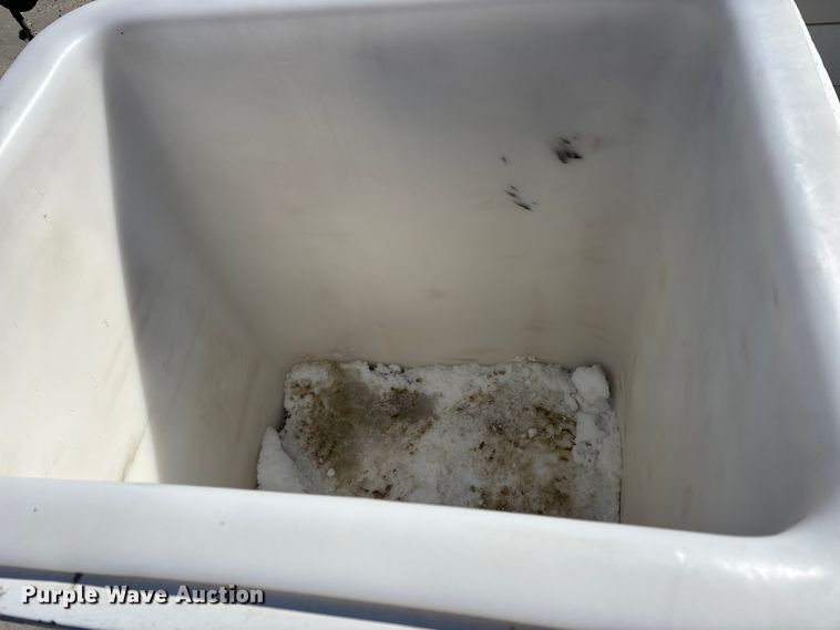 image for item DW7480 2017 Ford F550 bucket truck