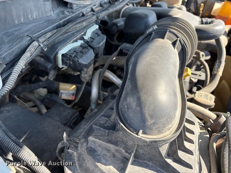 image for item DW7480 2017 Ford F550 bucket truck