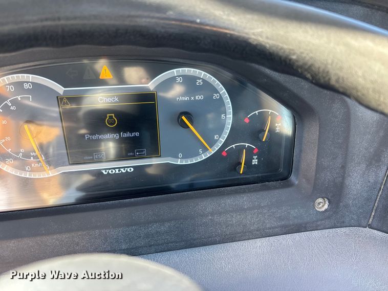 image for item DW7490 2018 Volvo A40G articulated haul truck