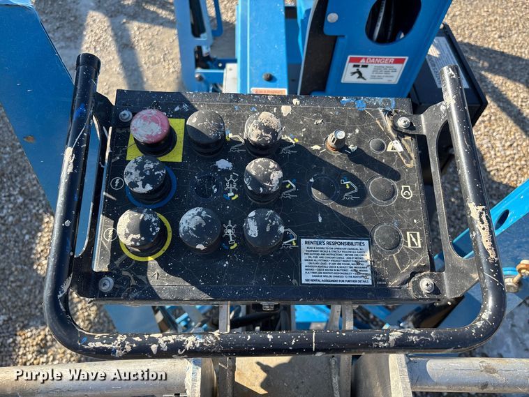 image for item DW7493 2020 Genie TZ-34 