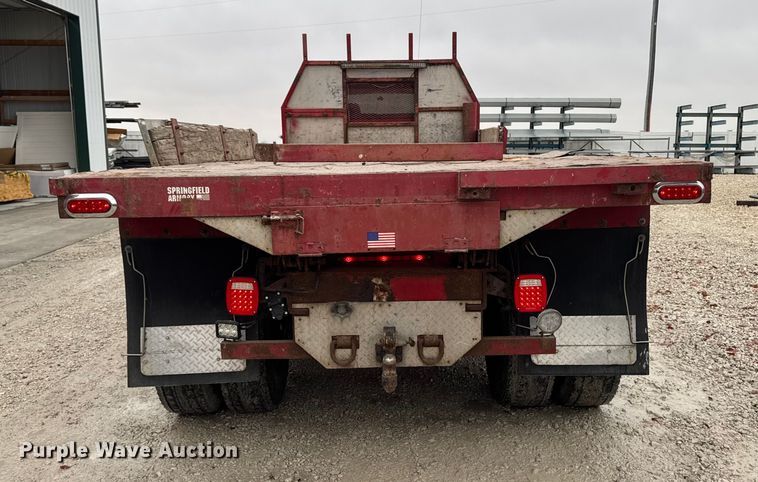 image for item EA2086 2003 Ford F750 Crew Cab flatbed truck