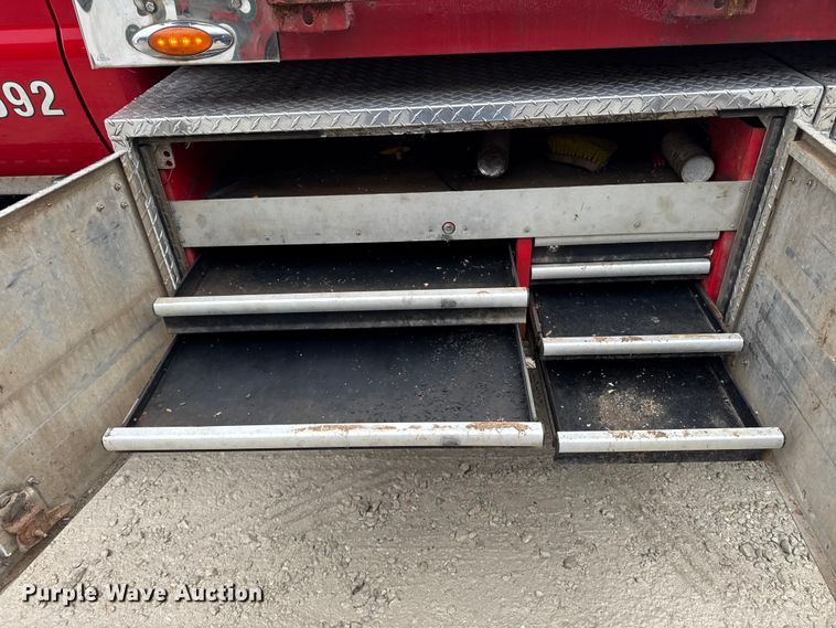 image for item EA2086 2003 Ford F750 Crew Cab flatbed truck