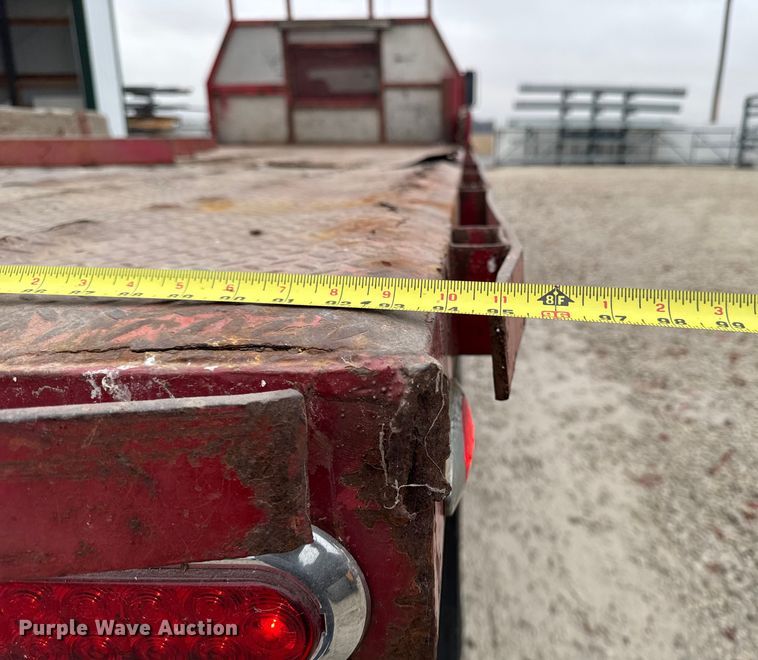 image for item EA2086 2003 Ford F750 Crew Cab flatbed truck