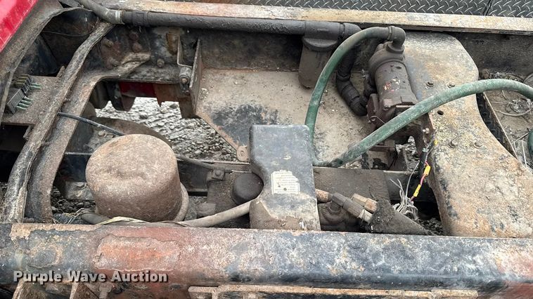 image for item EA2086 2003 Ford F750 Crew Cab flatbed truck