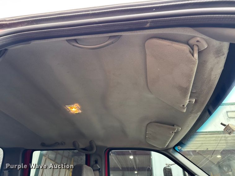 image for item EA2086 2003 Ford F750 Crew Cab flatbed truck