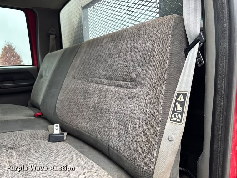 image for item EA2086 2003 Ford F750 Crew Cab flatbed truck