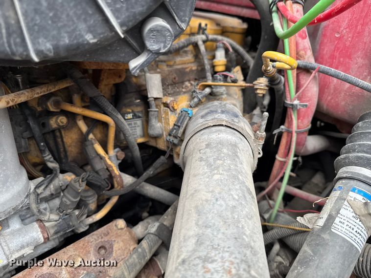 image for item EA2086 2003 Ford F750 Crew Cab flatbed truck