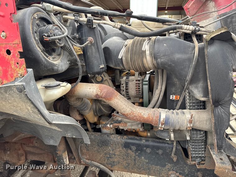 image for item EA2086 2003 Ford F750 Crew Cab flatbed truck