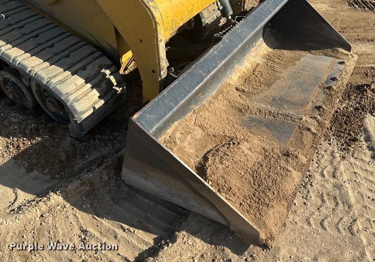 image for item EA2321 2013 Caterpillar 257B3 tracked skid steer loader