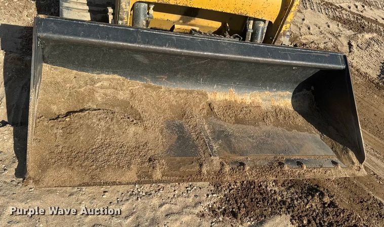 image for item EA2321 2013 Caterpillar 257B3 tracked skid steer loader