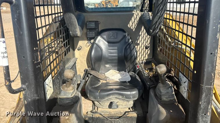 image for item EA2321 2013 Caterpillar 257B3 tracked skid steer loader