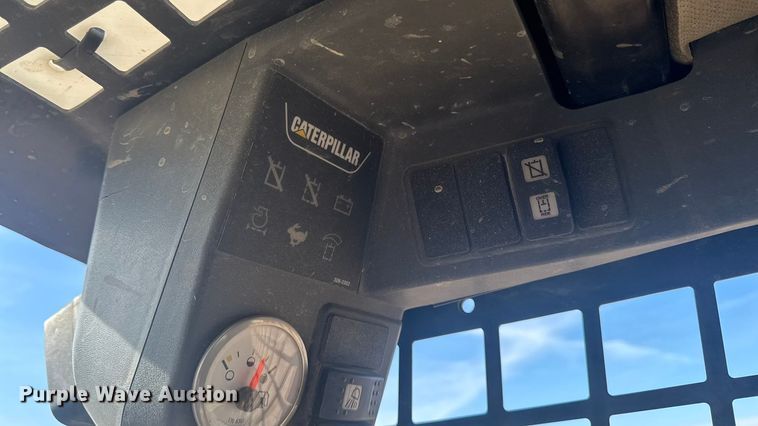 image for item EA2321 2013 Caterpillar 257B3 tracked skid steer loader