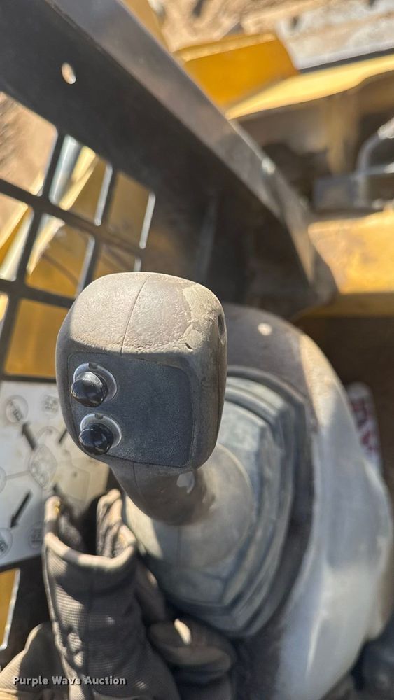 image for item EA2321 2013 Caterpillar 257B3 tracked skid steer loader