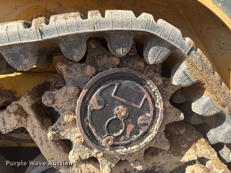 image for item EA2321 2013 Caterpillar 257B3 tracked skid steer loader