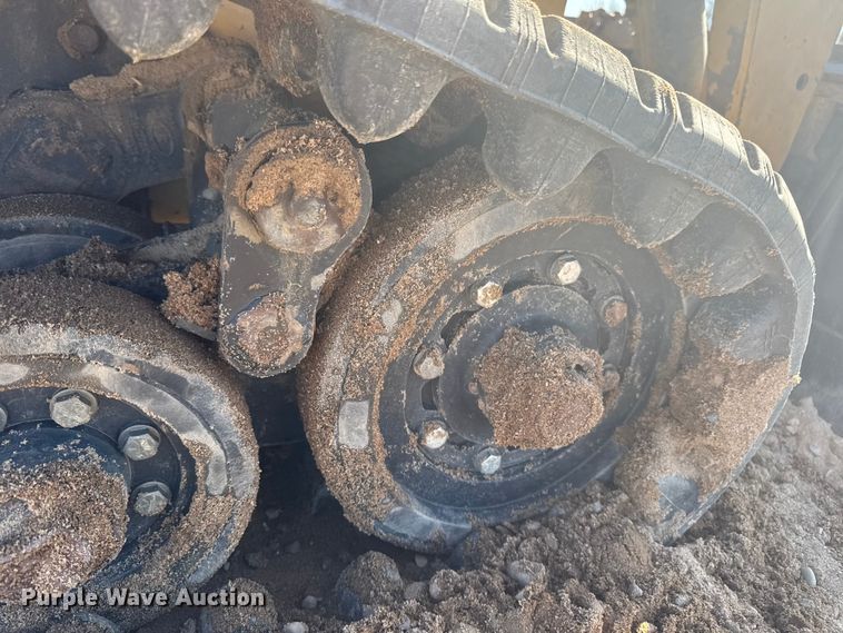 image for item EA2321 2013 Caterpillar 257B3 tracked skid steer loader