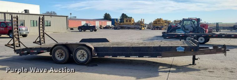 image for item EA2715 2004 Load Trail equipment trailer