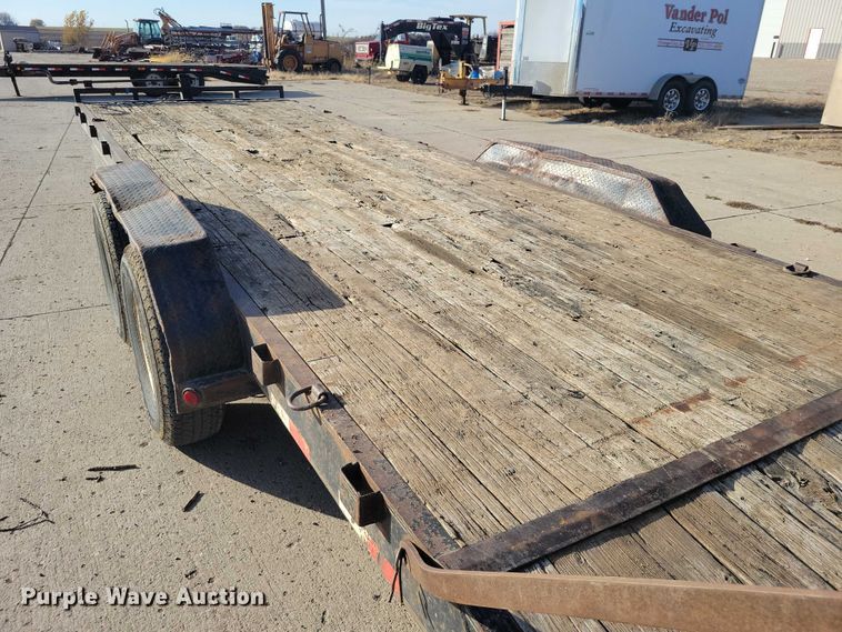 image for item EA2715 2004 Load Trail equipment trailer