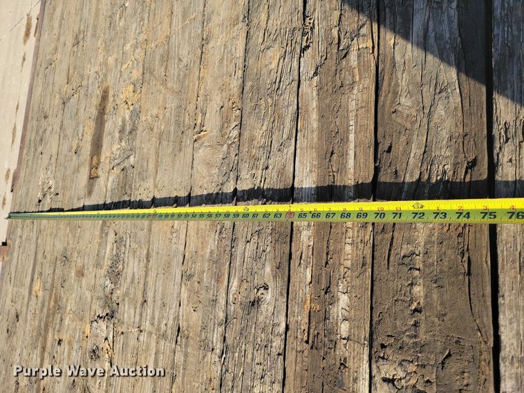 image for item EA2715 2004 Load Trail equipment trailer