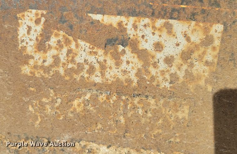 image for item EA2715 2004 Load Trail equipment trailer