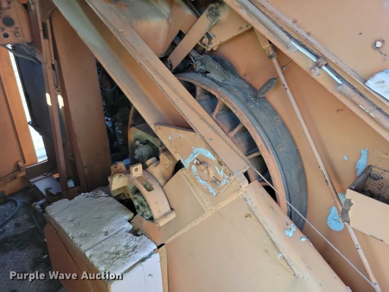 image for item EA2813 Koehring 405 crane