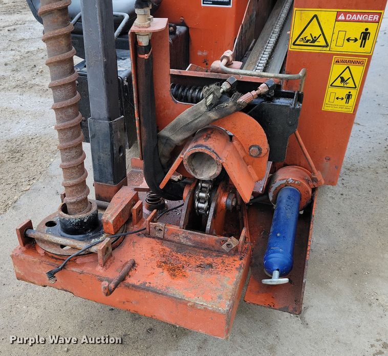 image for item EA2825 2002 Ditch Witch JT520 directional boring unit