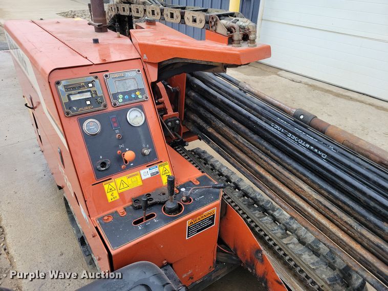 image for item EA2825 2002 Ditch Witch JT520 directional boring unit