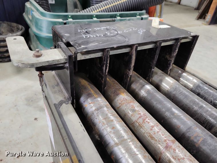 image for item EA2832 Vermeer rod box