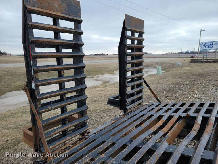 image for item EA2834 2022 Kaufman  equipment trailer