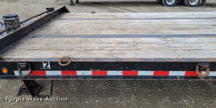 image for item EA2834 2022 Kaufman  equipment trailer