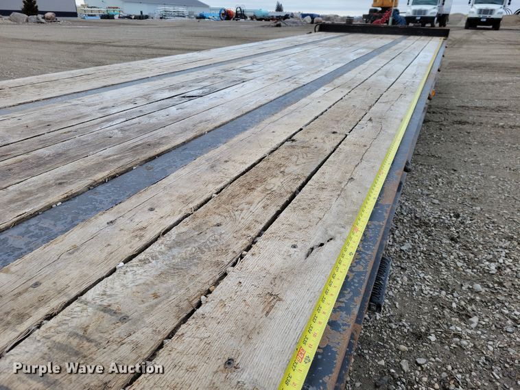 image for item EA2834 2022 Kaufman  equipment trailer