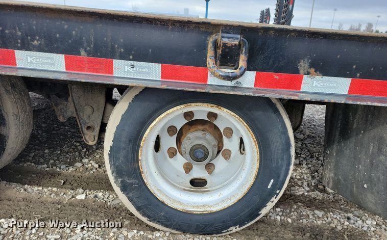 image for item EA2834 2022 Kaufman  equipment trailer