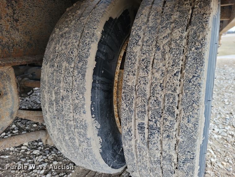 image for item EA2834 2022 Kaufman  equipment trailer