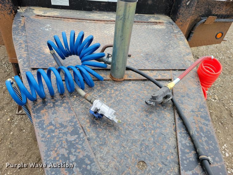 image for item EA2836 2018 Kaufman  equipment trailer