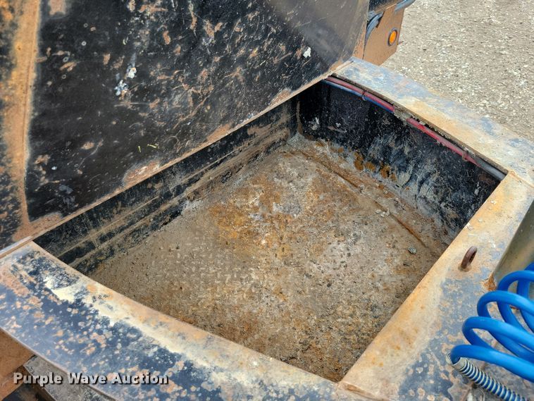 image for item EA2836 2018 Kaufman  equipment trailer