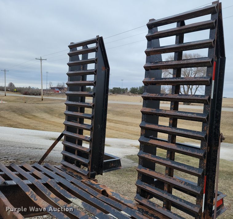 image for item EA2836 2018 Kaufman  equipment trailer