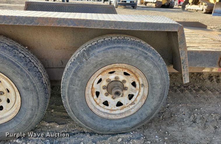 image for item EA2839 2007 DCT EZ-Load-14 equipment trailer