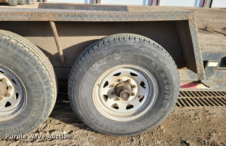 image for item EA2839 2007 DCT EZ-Load-14 equipment trailer