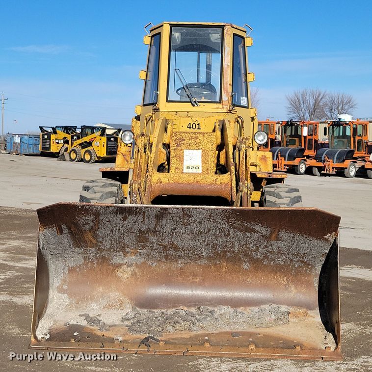 image for item EA2859 1969 Caterpillar 920 wheel loader