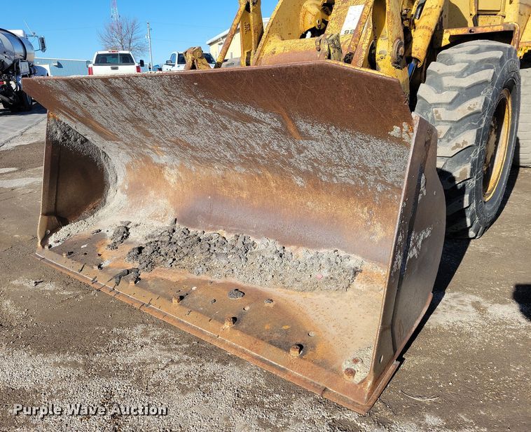 image for item EA2859 1969 Caterpillar 920 wheel loader