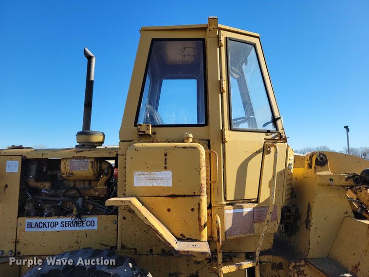 image for item EA2859 1969 Caterpillar 920 wheel loader