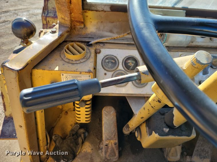 image for item EA2859 1969 Caterpillar 920 wheel loader