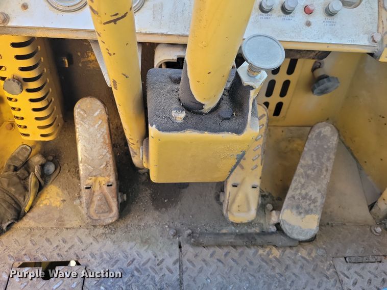 image for item EA2859 1969 Caterpillar 920 wheel loader