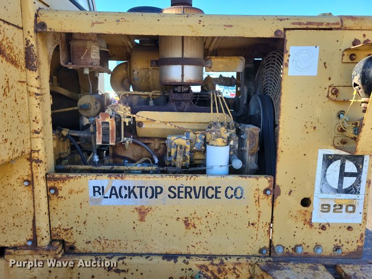 image for item EA2859 1969 Caterpillar 920 wheel loader