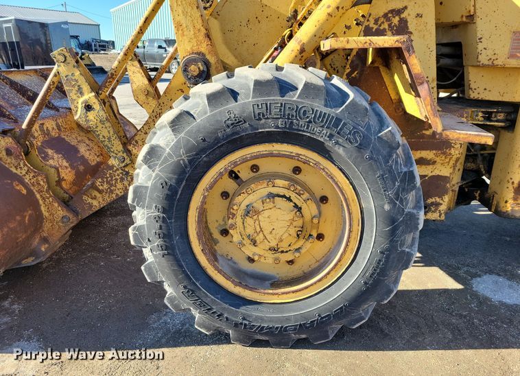 image for item EA2859 1969 Caterpillar 920 wheel loader