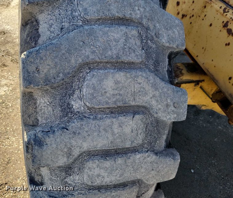 image for item EA2859 1969 Caterpillar 920 wheel loader